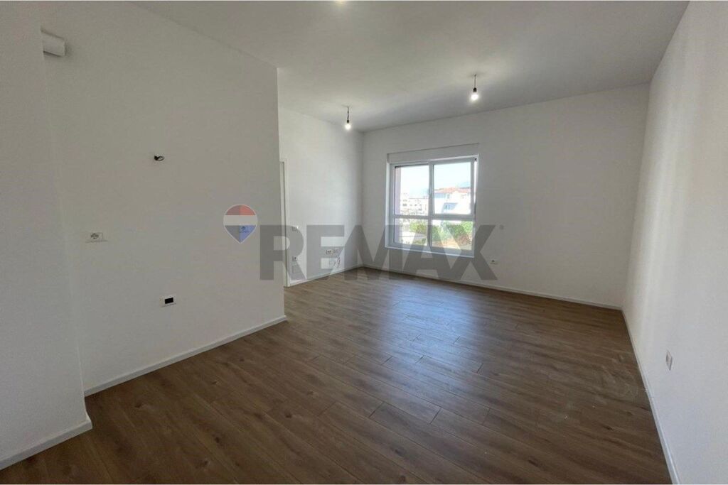 Apartment - For Sale - Mangalem Complex, Tirana