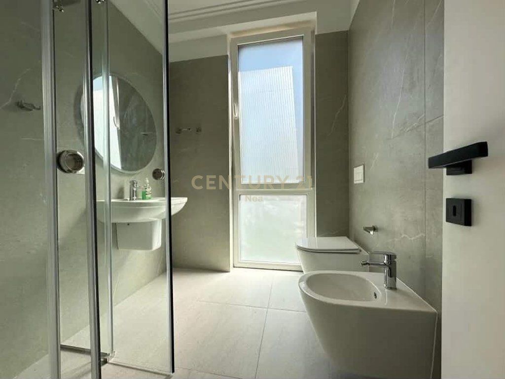 FOR RENT, 3+1+2 APARTMENT with PARKING SPACE IN ONE OF THE BEST RESIDENCES IN THE DRY LAKE AREA
