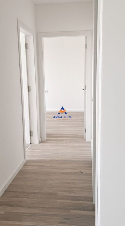 JEPET APARTMENT ME QERA 2+1+BALLKON "RRUGA 5 MAJI" 50.000 LEKE