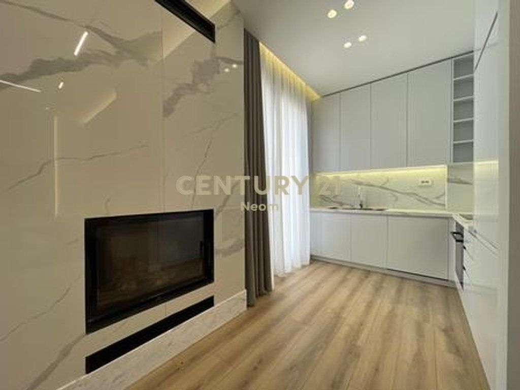 QIRA, APARTAMENT PREMIUM 1+1 me POST PARKIMI