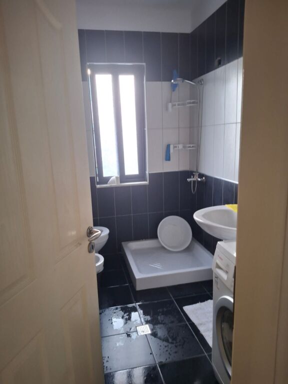 Apartament 2+1 me qira YZBERISH