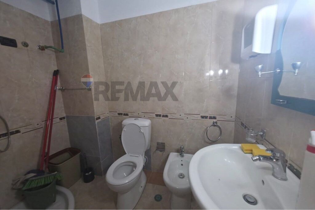 Office for rent in Bllok