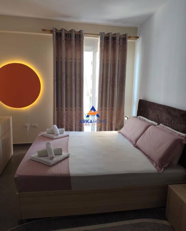 JEPET ME QERA APARTAMENT 1+1+BALLKON "RRUGA NDRE MJEDA, 21 DHJETORI" 60.000 LEKE