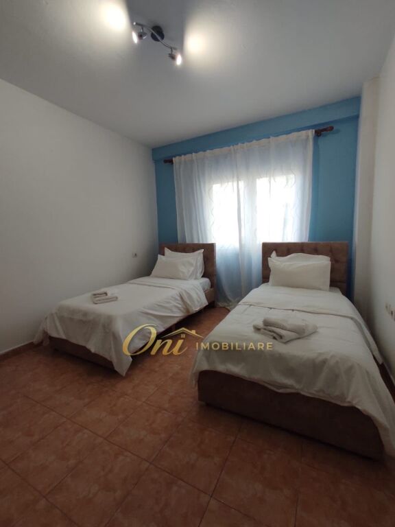 FRESK, APARTAMENT ME QERA 3+1+2