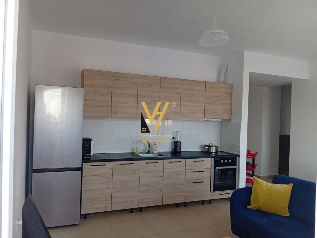 JEPET APARTAMENT 2+1+BLK ME QERA NE MISTO MAME 75.000 LEKE