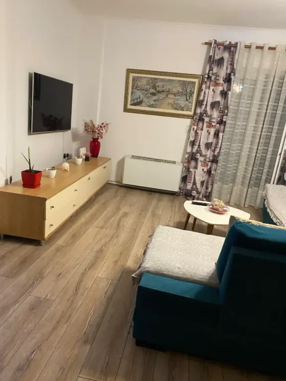 Qera | Apartament 2 + 1 + 2 |Kodra e Diellit | 750 €/muaj