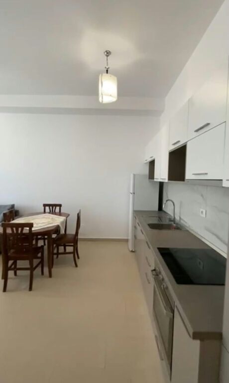 Qera | Apartament 1 + 1 | 21 Dhjetori | 600 €/muaj