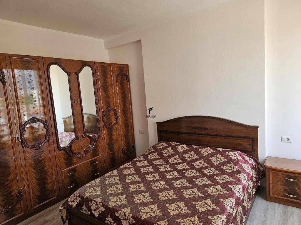 APARTAMENT ME QERA 2+1 RRUGA DRITAN HOXHA 55.000 LEKE FH-89276