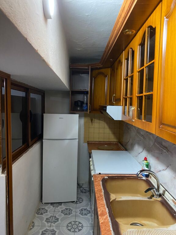 STUDIO APARTMENT 30000 LEKE.EUROPEAN UNIVERSITY OF TIRANA