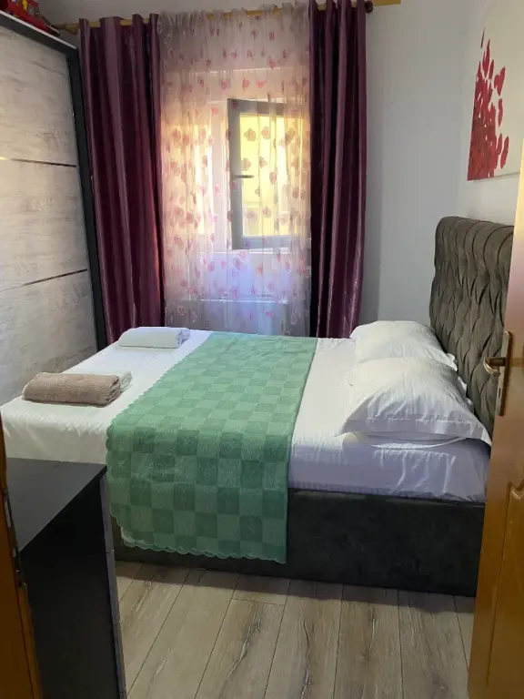 Qera | Apartament 2 + 1 + 2 |Kodra e Diellit | 750 €/muaj