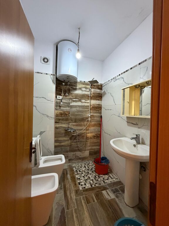 Apartament 1+1 ne Shitje Tek Rrethrrotullimi Astirit  ID 5385