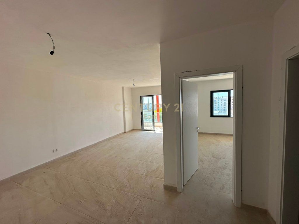 SHITET APARTAMENT MUNDESI KTHIMI NE 2+1 NE REZIDENCEN EON GOLEM !
