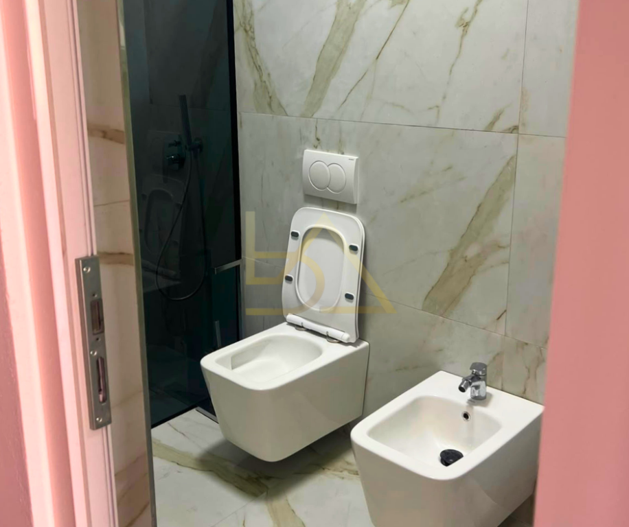 JEPET ME QIRA APARTAMENT 2+1 – RRUGA MIHAL GRAMENO, ISH-TREGU ELEKTRIK, TIRANË