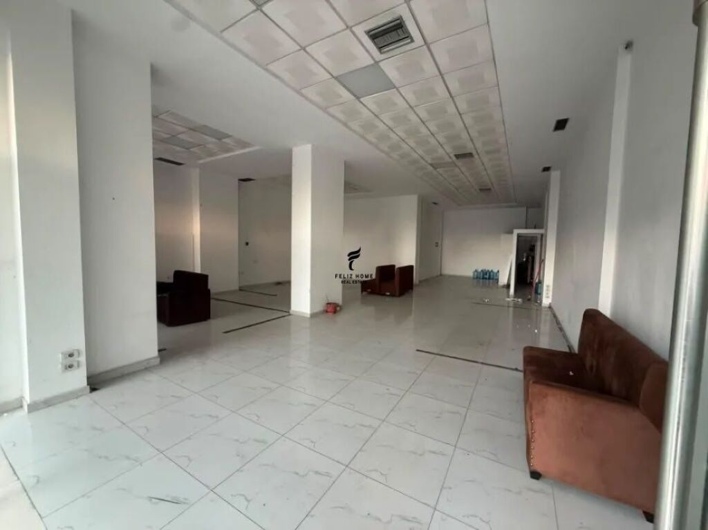 ZYRE ME QERA 415 M2 STACIONI TRENIT 8.300 EURO FH-89230