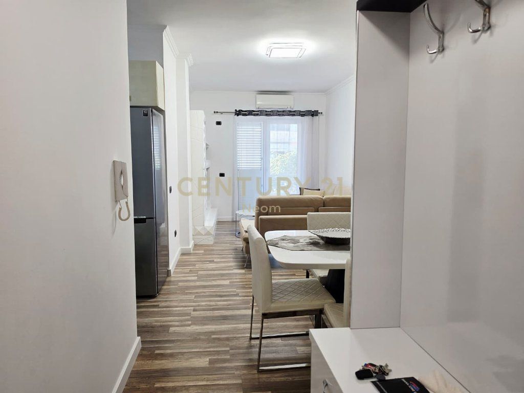 JEPET ME QERA APARTAMENT 1+1, PA MALORE TE LIQENI I THATË - 600 EURO