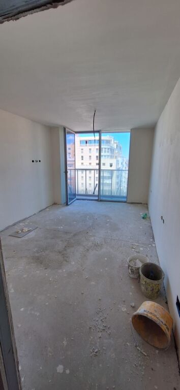 🔥 ULJE ÇMIMI | SHITET APARTAMENT 1+1 – TIRANA’S ROCK 🏙️✨