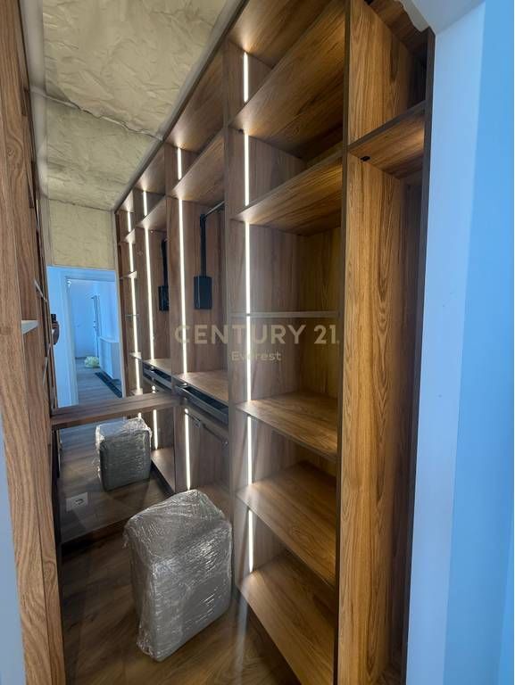 SIRI KODRA, APPARTAMENTO MODERNO 2+1 IN AFFITTO 1.000 € /Mese