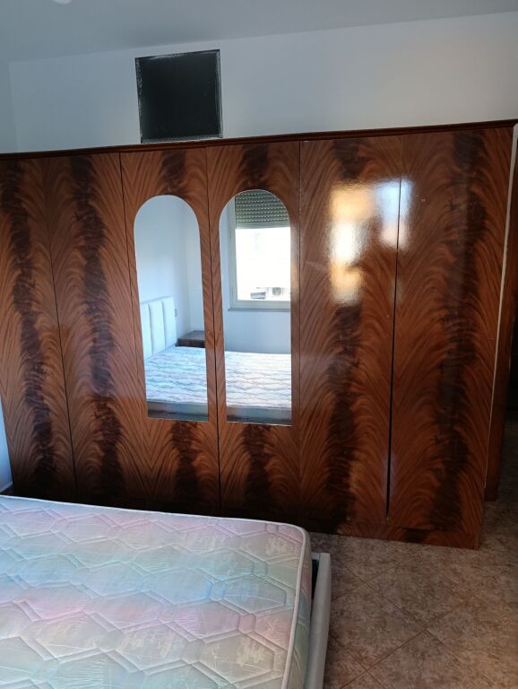 Qera | Apartament 2 + 1 | 21 Dhjetori | 600 €/muaj