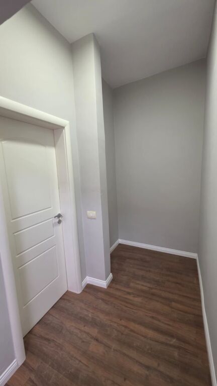 JEPET AMBIENT ZYRE ME QIRA – KOMUNA E PARISIT