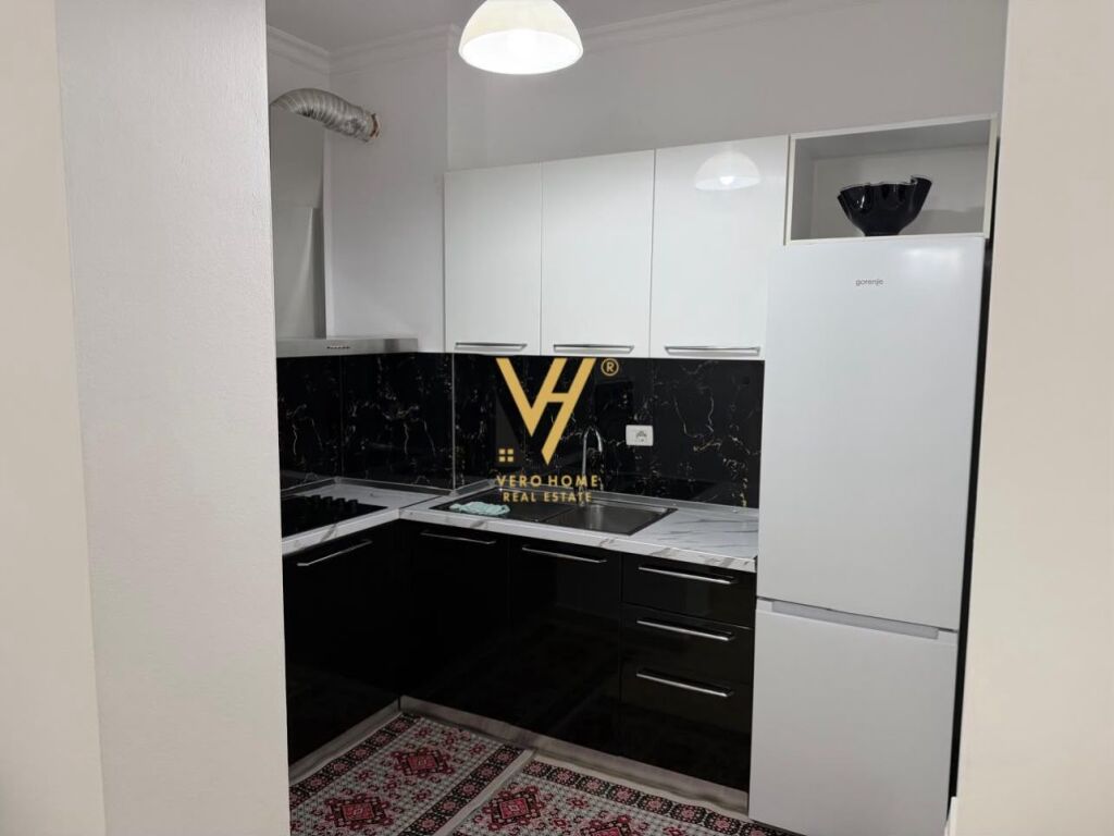 JEPET APARTAMENT 2+1+BLK ME QERA TE RRUGA KAVAJES 55.000 LEKE