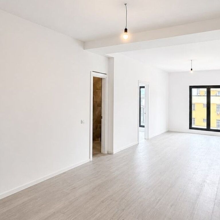 🏢 APPARTAMENTO IN AFFITTO PER UFFICI | CENTRO – TIRANA ✨