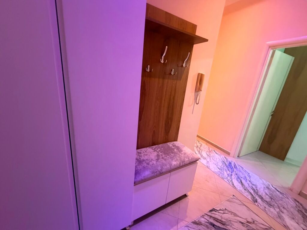 Jepet me qira 1+1 Pazari i Ri 60.000 leke