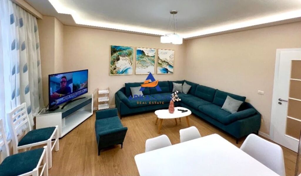 AFFITTASI APPARTAMENTO 1+1 + BALCONE "EX MERCATO ELETTRICO" 650 EURO