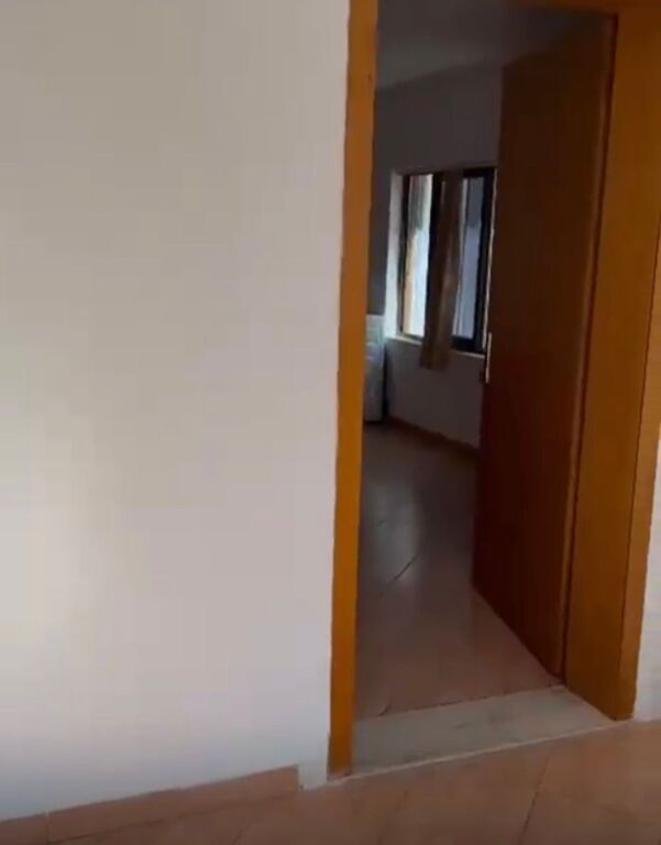 Jepet Me Qera Garsoniere