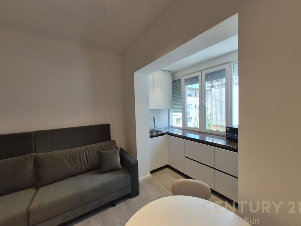 SHITET APARTAMENT 2+1 TE ISH GARDA TE SOPHIA