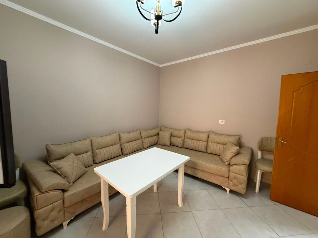 🏡 JEPET ME QIRA APARTAMENT 2+1 – 21 DHJETORI 📍💶 Çmimi: 700 €/muaj