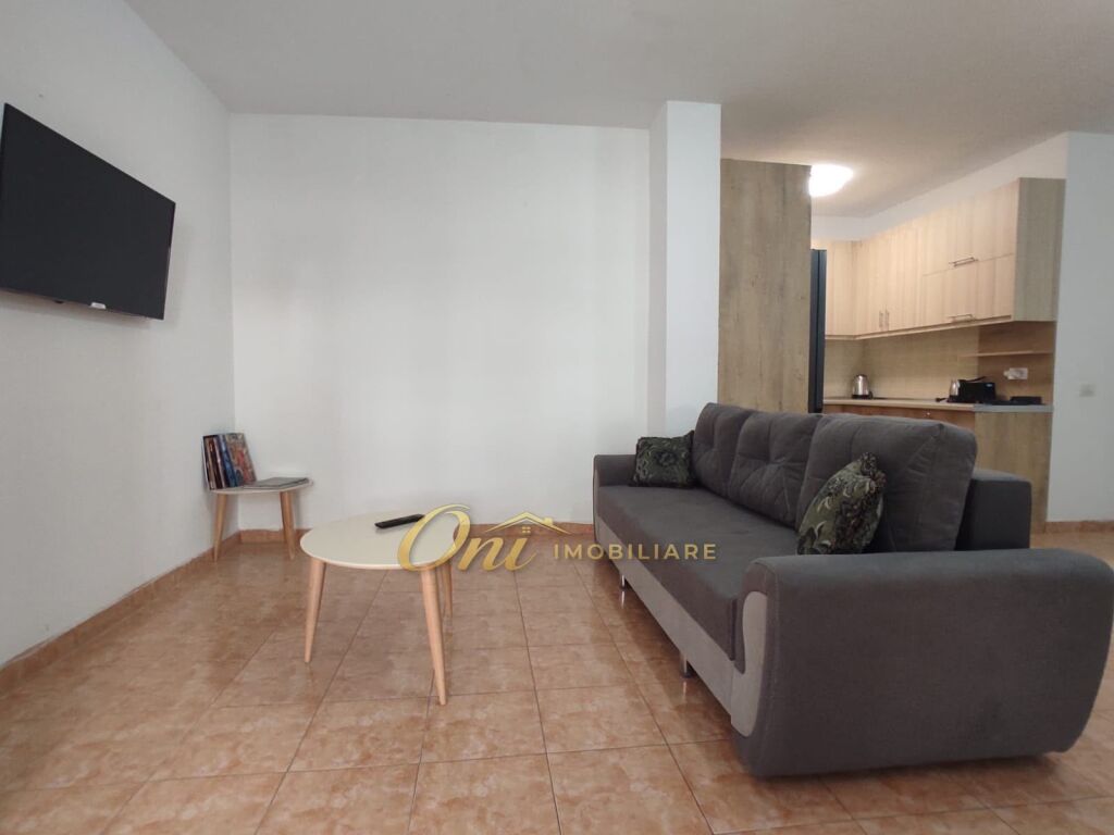 FRESK, APARTAMENT ME QERA 3+1+2