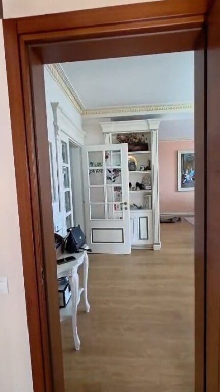 Jepet me Qira – Apartament 2+1