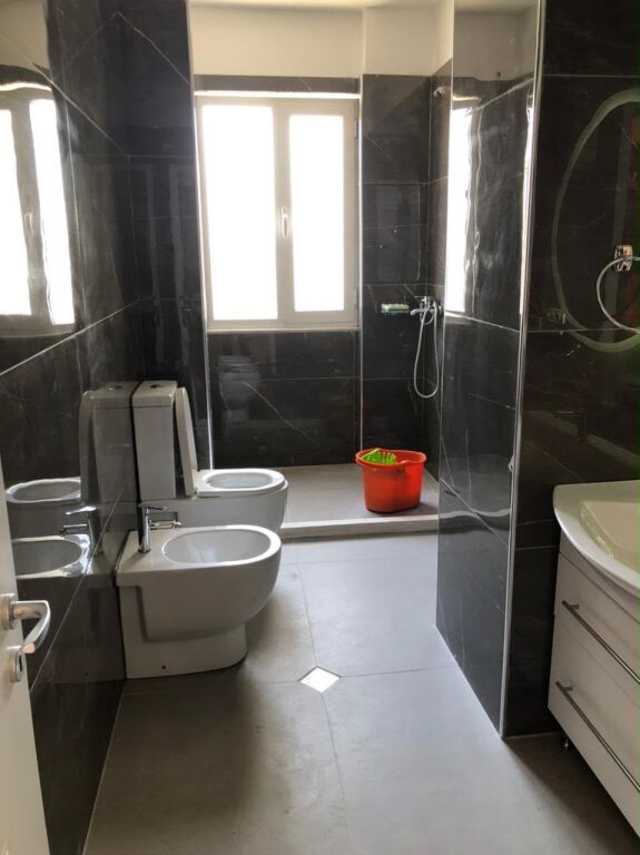 For rent 2+1+1 Zoological Garden 60,000 leke