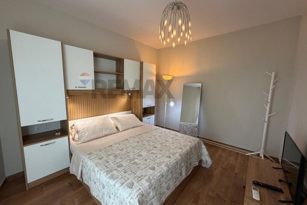 Apartament - Për Qira - Rruga Dritan Hoxha, Tiranë