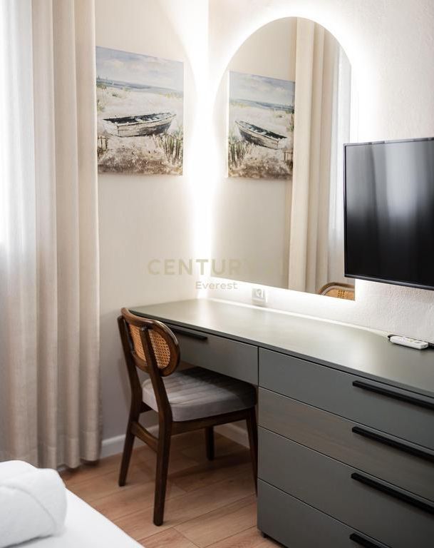 PAZARI I RI, SHESIM APARTAMENT 2+1