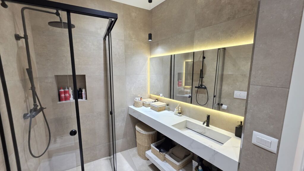 🏡 PREMIUM APARTMENT 3+1+2 – LAKE VIEW RESIDENCES