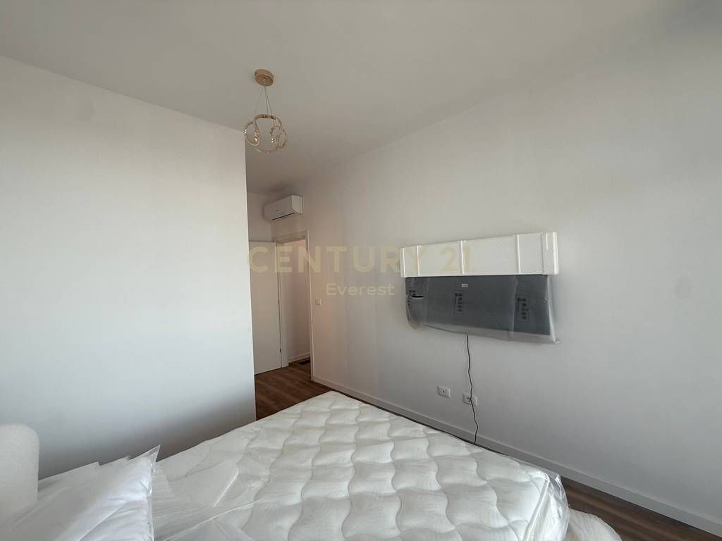 SIRI KODRA, APARTAMENT I RI 2+1 MODERN PER QIRA