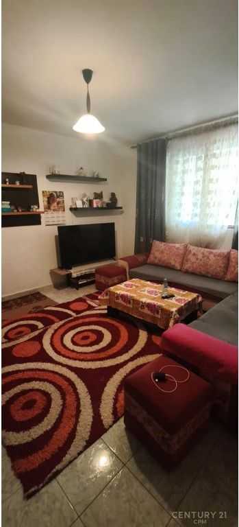 SHITET VILË 2-KATËSHE NË BABRRU 🏡 170,000 € 1,600,000 Lekë