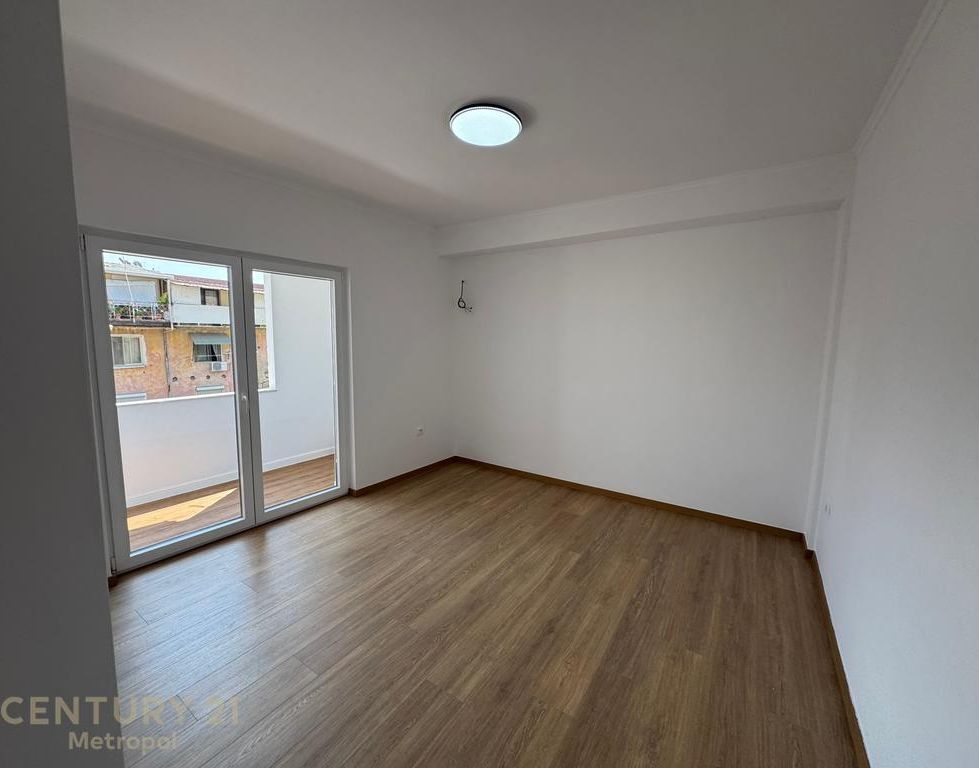 APARTAMENT 1+1 PER SHITJE, MEDRESEJA! 138,000 €
