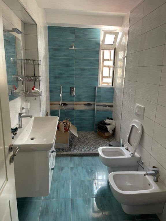 Qera | Ambjent Biznesi | Rruga e Durrësit | 600 €/muaj