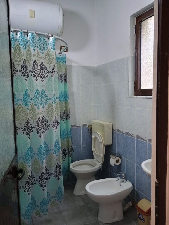 FOR RENT A 1+1 ENTRANCE AT TEUTA BEACH, DURRES!
