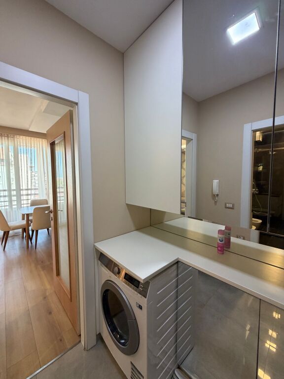 Jepet me qira apartament tek 21 Dhjetori