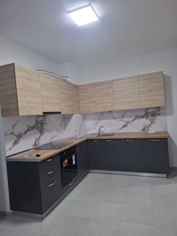 Qera | Apartament 2 + 1 | Rruga 5 Maji | 500 €/muaj