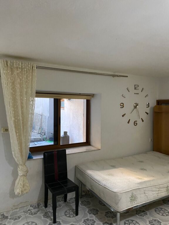 STUDIO APARTMENT 30000 LEKE.EUROPEAN UNIVERSITY OF TIRANA