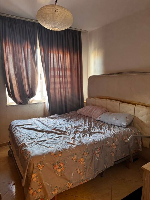Jepet apartament 1+1 me qera tek Universiteti Europian