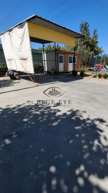 LAVAGGIO AUTO, POSTI AUTO &amp; LOCALE IN AFFITTO – SPITALLË!