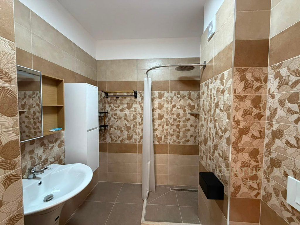 Apartment 1+1 for rent at Zogu i Zi!!