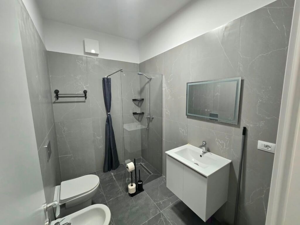 Apartment 2+1+2+Parking for rent