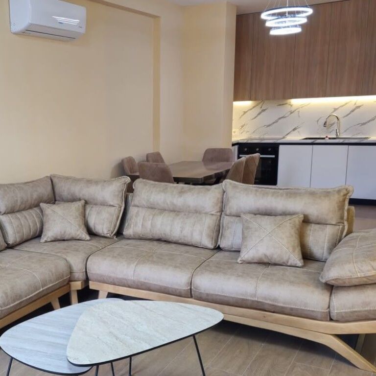 Jepet me qira apartament 2+1 në zonën e Liqenit të Thatë, pranë forest green