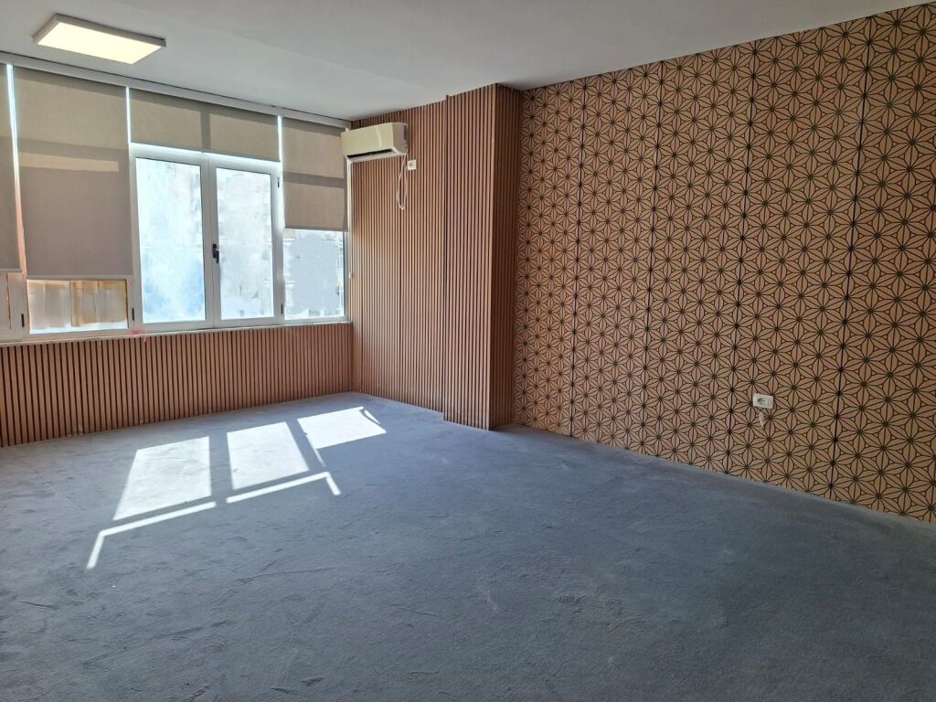 Business Premises for Rent – Wilson Square !